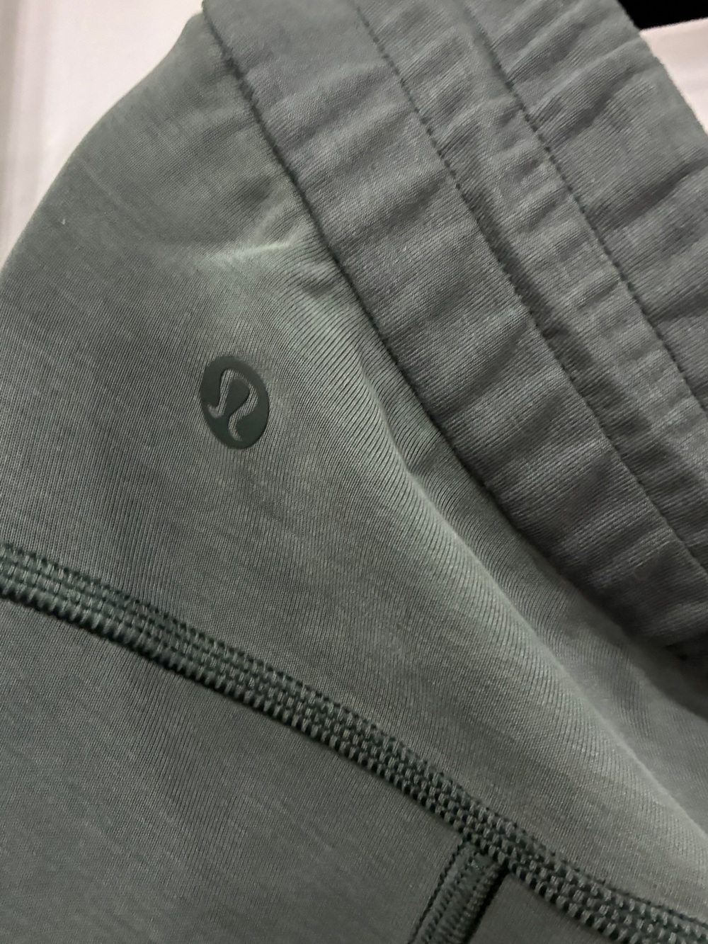 Lululemon Softstreme Pant Bundle Size 14 Bone & Green NWT/Preowned - Picture 9 of 11